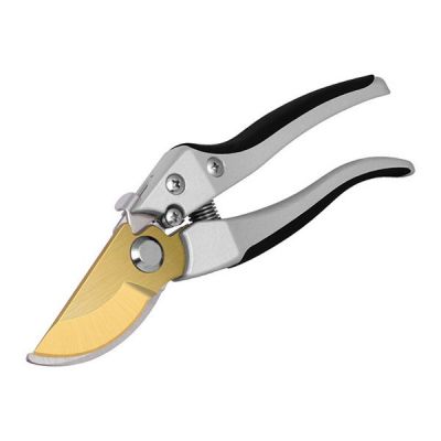 Секатор плоскостной титан 20см D18 мм 1381 ЦИ TITANIUM