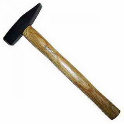 Молоток кован 500г деревянная ручка